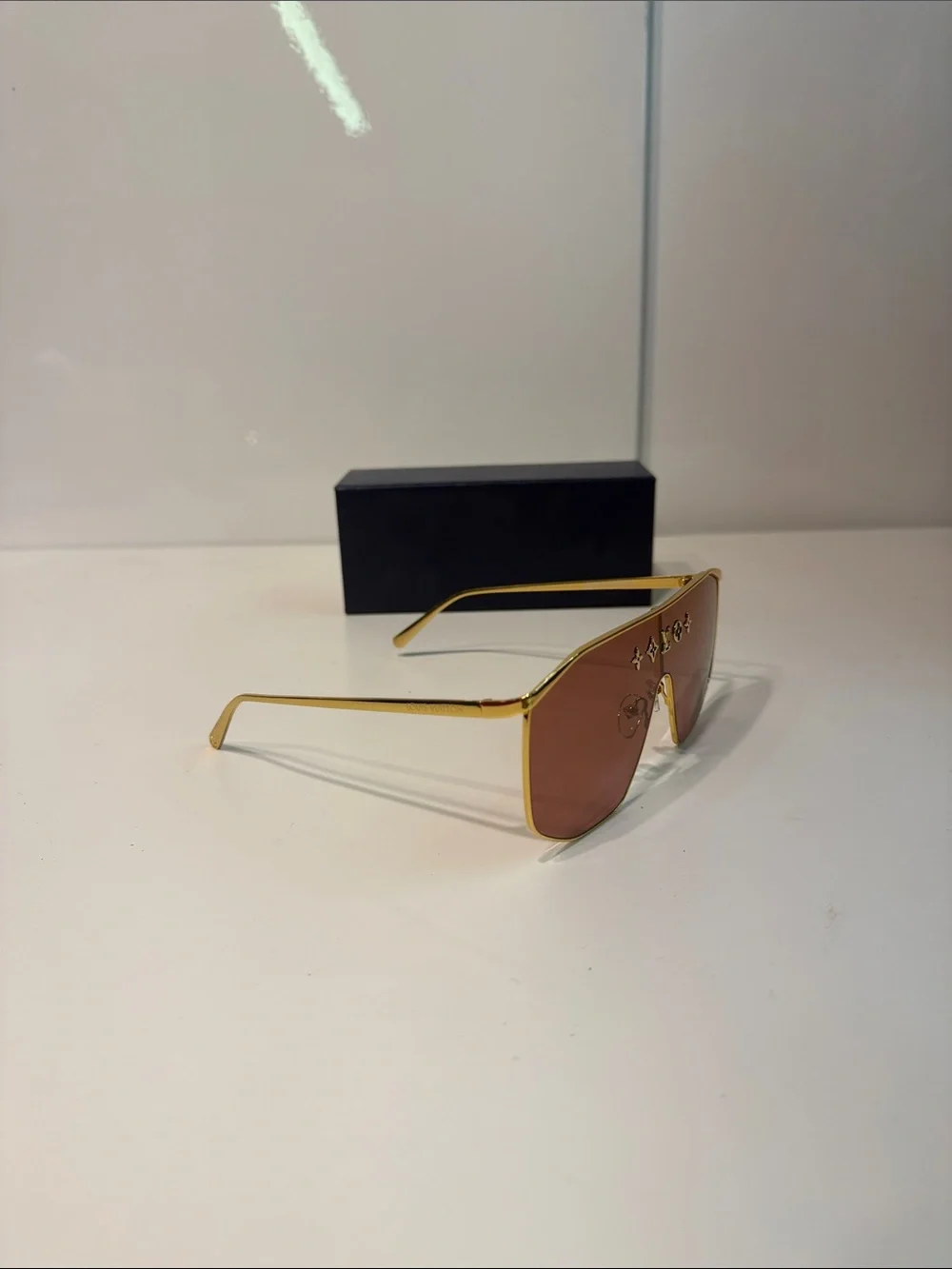 Like new women’s Louis Vuitton Gold Frame Brown Lens Women's Shield Sunglasses